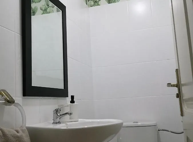 Acogedor Con Excelente Ubicacion. *