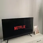 Acogedor Con Excelente Ubicación. Apartamento *